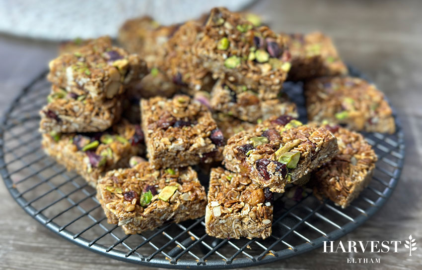 You are currently viewing Cranberry, Macadamia Granola Bars with Pistachios